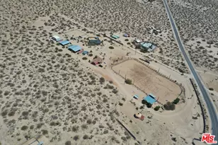 55626 Pipes Canyon Rd, Yucca Valley, CA 92284 - Photo 39
