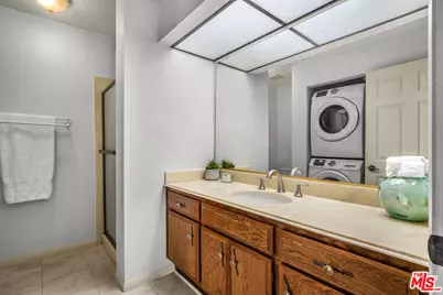 8512 Tuscany Ave #207, Playa del Rey, CA 90293 - Photo 11