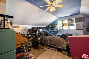 2346 Yosemite Dr, Los Angeles, CA 90041 - Photo 29