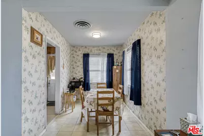 7502 Eton Ave, Canoga Park, CA 91303 - Photo 23