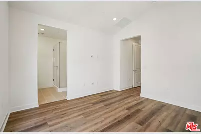 1687 Coral Sea Ln, Los Angeles, CA 90732 - Photo 23