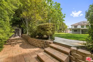 6221 Penfield Ave, Woodland Hills, CA 91367 - Photo 3