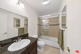 525 S Ardmore Ave, Los Angeles, CA 90020 - Photo 9