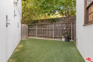 3724 Dixie Canyon Ave, Sherman Oaks, CA 91423 - Photo 37