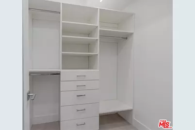 10501 Wilshire Blvd #1012, Los Angeles, CA 90024 - Photo 13