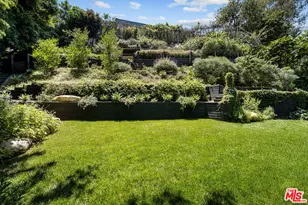 327 E Rustic Rd, Santa Monica, CA 90402 - Photo 27