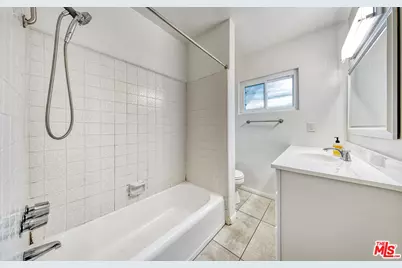 1517 Harvard St #3, Santa Monica, CA 90404 - Photo 17
