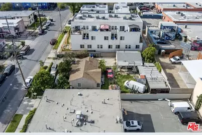 12009 Hart St, North Hollywood, CA 91605 - Photo 7