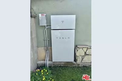 5864 Bucknell Ave, Valley Village, CA 91607 - Photo 17