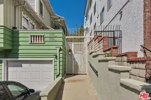 10481 Eastborne Ave, Los Angeles, CA 90024 - Photo 3