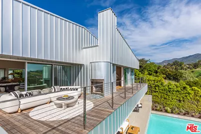 5932 Busch Dr, Malibu, CA 90265 - Photo 15