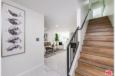 8024 Via Pompeii, Burbank, CA 91504 - Photo 5