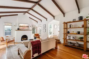 8260 Oakwood Ave, Los Angeles, CA 90048 - Photo 3