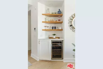 11680 Montana Ave #203, Los Angeles, CA 90049 - Photo 17