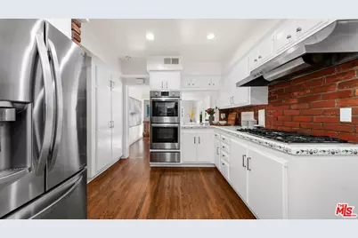 224 24th St, Santa Monica, CA 90402 - Photo 9