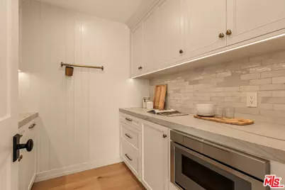 8363 Stewart Ave, Los Angeles, CA 90045 - Photo 11