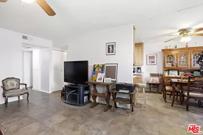 11813 Runnymede St #30, North Hollywood, CA 91602 - Photo 5