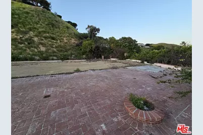 1127 Lachman Ln, Pacific Palisades, CA 90272 - Photo 5