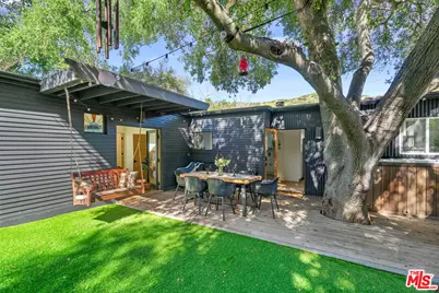 20402 Paradise Ln, Topanga, CA 90290 - Photo 27