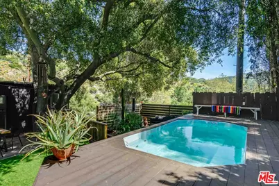 20402 Paradise Ln, Topanga, CA 90290 - Photo 5