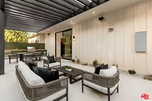 18100 Karen Dr, Tarzana, CA 91356 - Photo 49