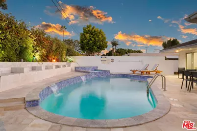 6430 S Sherbourne Dr, Los Angeles, CA 90056 - Photo 57