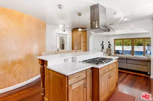 6430 S Sherbourne Dr, Los Angeles, CA 90056 - Photo 31