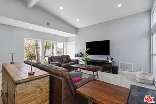 11332 Loch Lomond Rd, Los Alamitos, CA 90720 - Photo 29