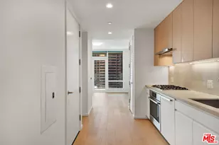 877 Francisco St, Los Angeles, CA 90017 - Photo 3