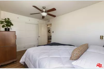 8806 Croydon Ave, Los Angeles, CA 90045 - Photo 21