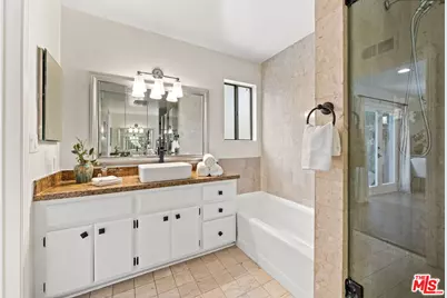 221 S Almont Dr, Beverly Hills, CA 90211 - Photo 25