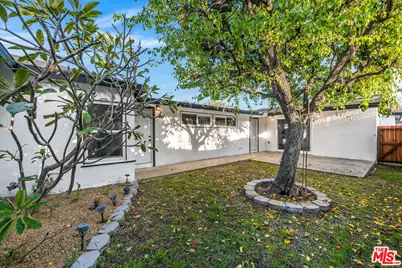 1207 W Orange Grove Ave, Burbank, CA 91506 - Photo 9