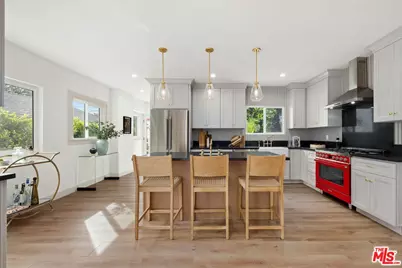 1337 N Orange Grove Ave, West Hollywood, CA 90046 - Photo 9