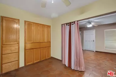 4713 Clinton St, Los Angeles, CA 90004 - Photo 3