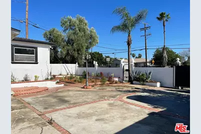 14519 Fox St, Mission Hills, CA 91345 - Photo 9