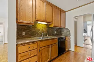 7300 Franklin Ave, Los Angeles, CA 90046 - Photo 7