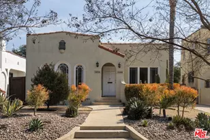 1254 S Tremaine Ave, Los Angeles, CA 90019 - Photo 1