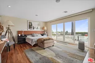 16906 Enchanted Pl, Pacific Palisades, CA 90272 - Photo 27