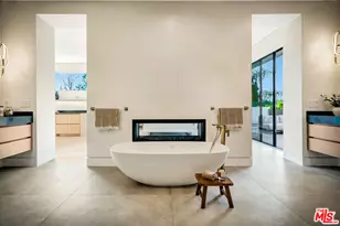 15743 Hesby St, Encino, CA 91436 - Photo 45