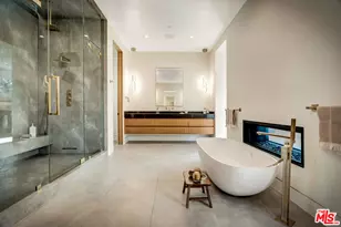 15743 Hesby St, Encino, CA 91436 - Photo 43