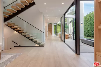 116 S Gretna Green Way, Los Angeles, CA 90049 - Photo 5