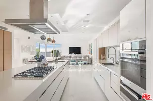 1645 Carla Ridge, Beverly Hills, CA 90210 - Photo 15