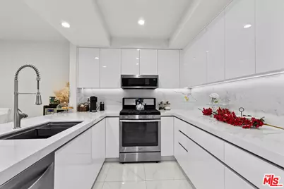 15050 Sherman Way #166, Van Nuys, CA 91405 - Photo 3