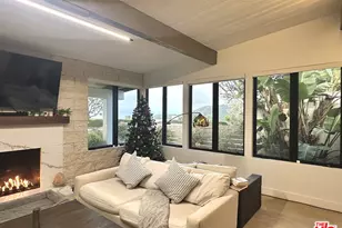 1341 Charmel Pl, Pacific Palisades, CA 90272 - Photo 17