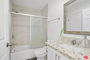 1805 S New England St, Los Angeles, CA 90006 - Photo 9