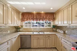 1263 Monaco Dr, Pacific Palisades, CA 90272 - Photo 25