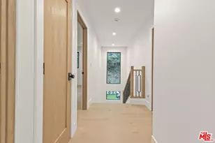 1902 Roscomare Rd, Los Angeles, CA 90077 - Photo 29