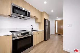 12527 Cranbrook Ave, Hawthorne, CA 90250 - Photo 9