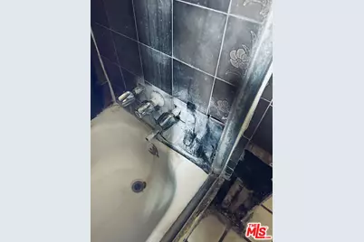 1620 E 33rd St, Los Angeles, CA 90011 - Photo 33