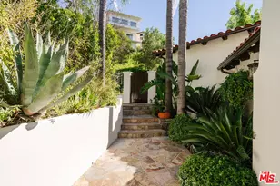13551 Cheltenham Dr, Sherman Oaks, CA 91423 - Photo 9